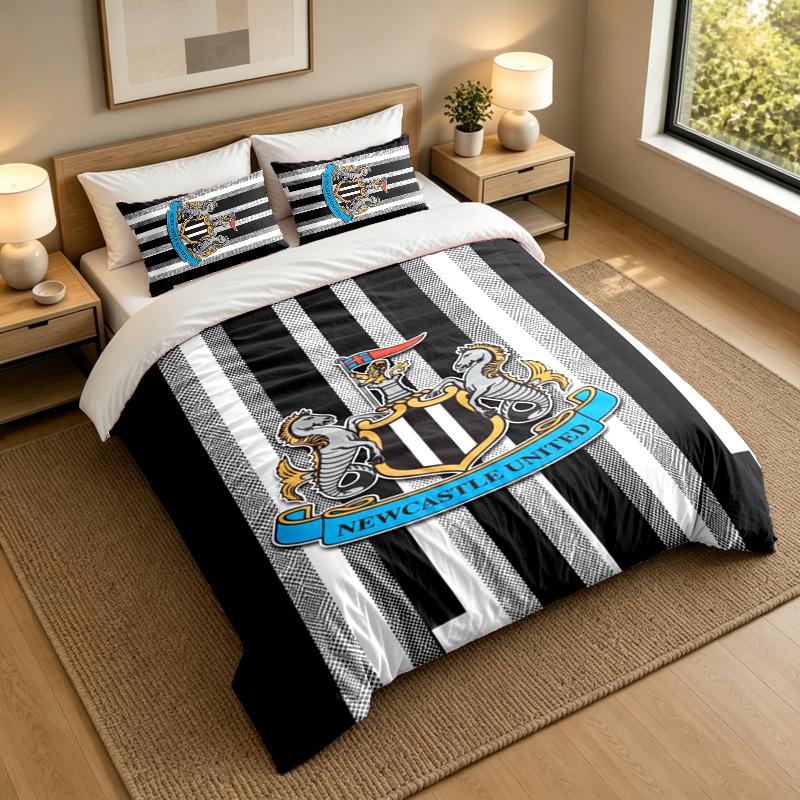 3-Piece Bed Sheet Set with Newcastle United FC Design, 1 Flat Sheet and 2 Pillowcases for Bedroom