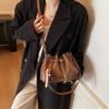High-value Niche Chain Bucket Bag Women's Autumn and Winter New Retro Versatile Shoulder Messenger Bag