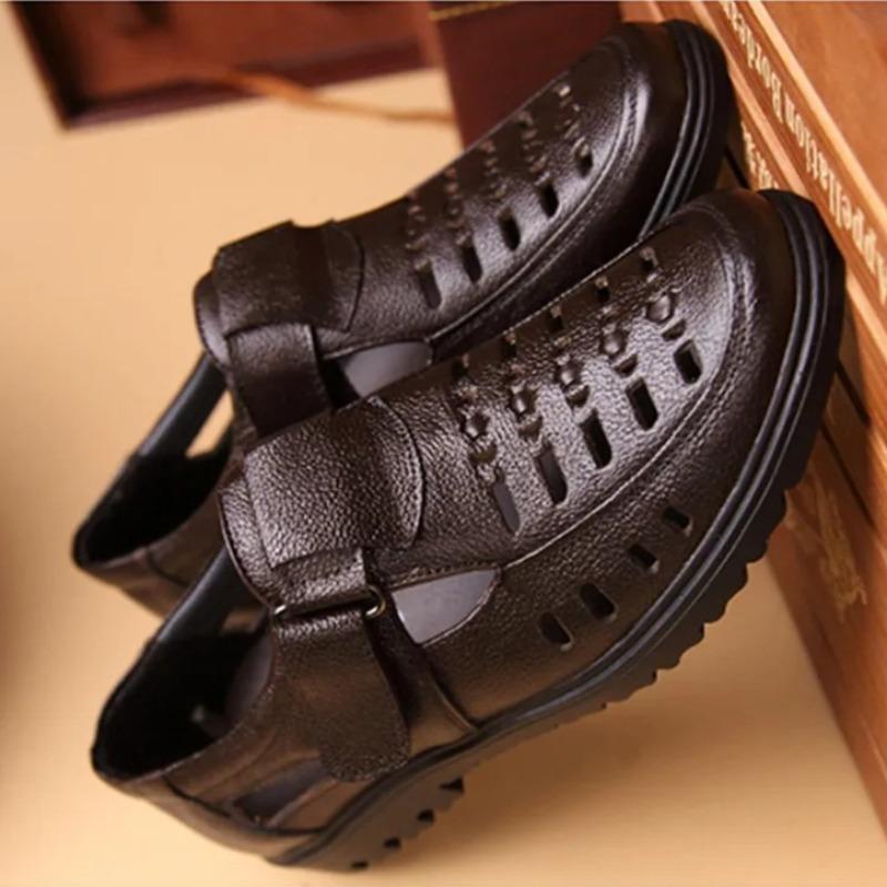 High Quality Genuine Leather Men Summer Sandals Men Casual Shoes Hook & Loop Breathable Middle-aged Footwear Hollow Men Sandals