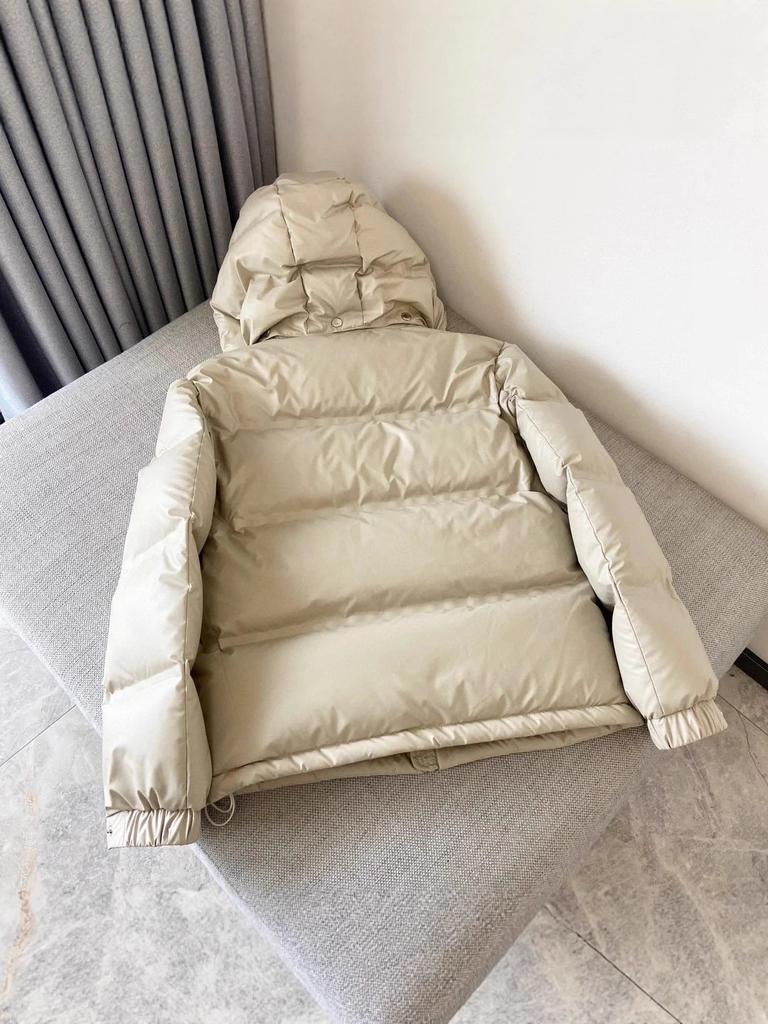 P's new chest triangle mark men and women couples hooded white duck down jacket cold and warm jacket