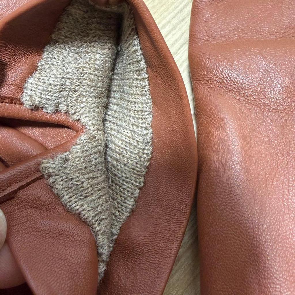Used COACH brown leather gloves