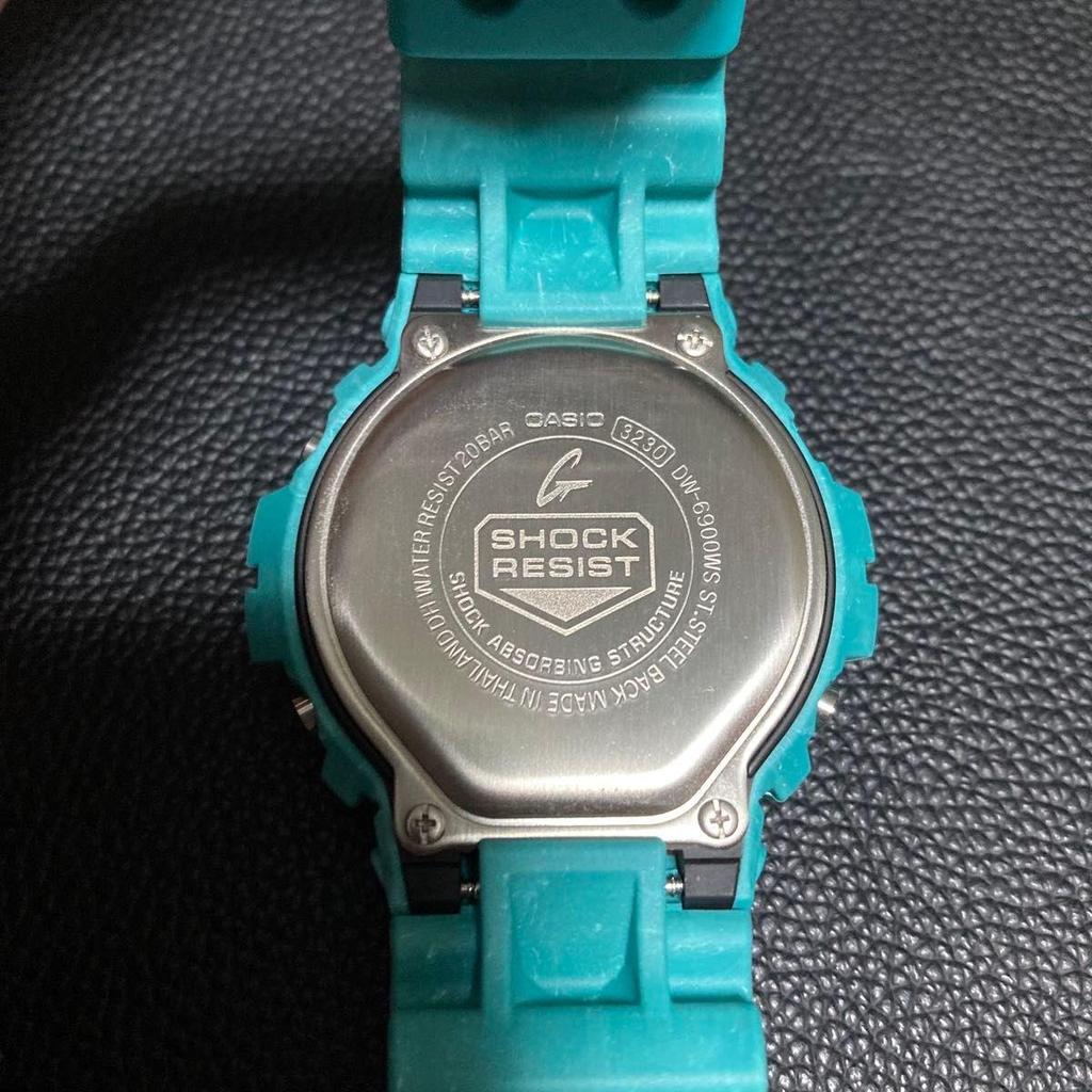 Б/у Отличное состояние DW-6900WS-2JF CASIO G-SHOCK Третий Casio G-Shock dw-6900 Crazy Colors