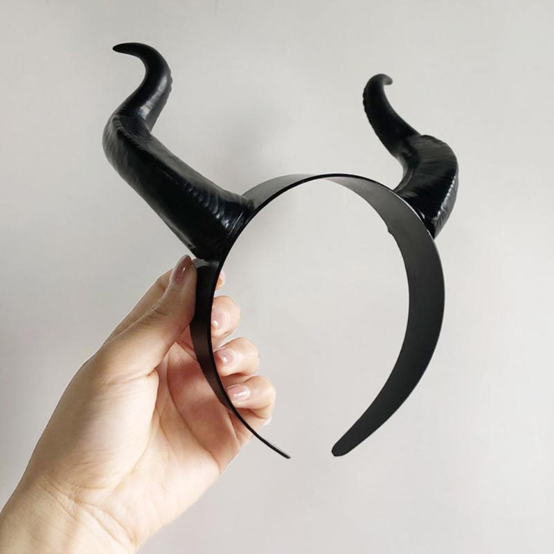 Оголовье ведьмы на Хэллоуин