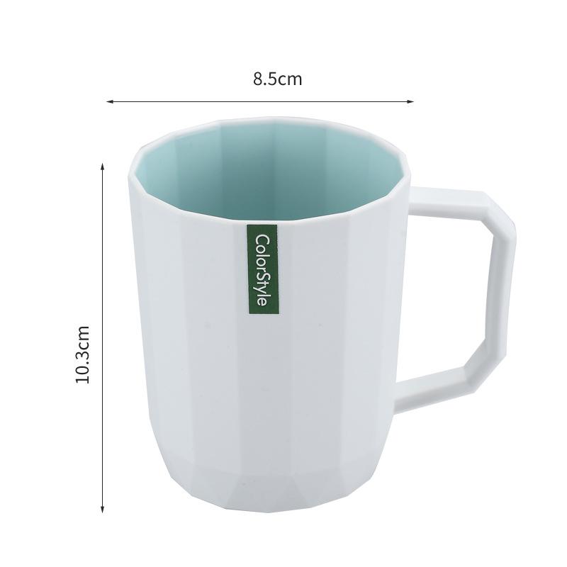 Детские парные стаканчики для полоскания рта для студентов в высококлассном отеле