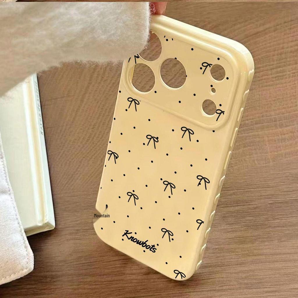 Чехол-книжка с рисунком в горошек, бантом и сердцем для Apple 17 Pro Max, 15, 16 Pro, 12