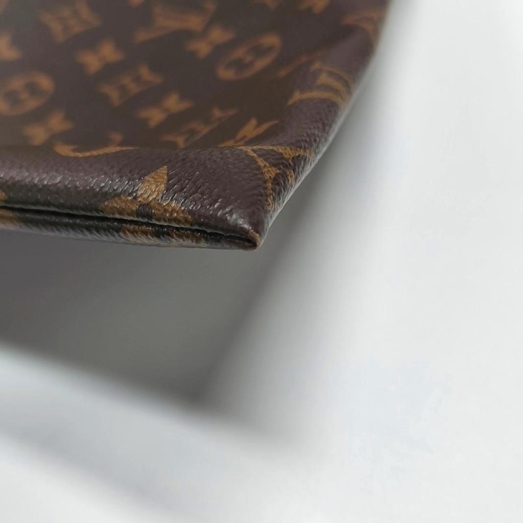 [Pre-Owned] Discovery Series Pochette Monogram Canvas And Leather Handheld Toiletry Bag Large - Very Good #WFWS19