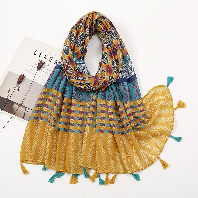 Designer Brand Women Scarf Classical Print Lady Shawls Cotton Feeling Soft Oversize Hijabs Neck Headband Tassel Foulard