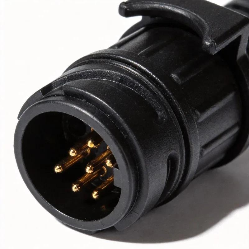 13 To 7 Pin 12V Safe Link Towing Accessory Trailer Connector Towbar Plug Socket Universal Vehicle Replacement Parts Outdoor Gear
