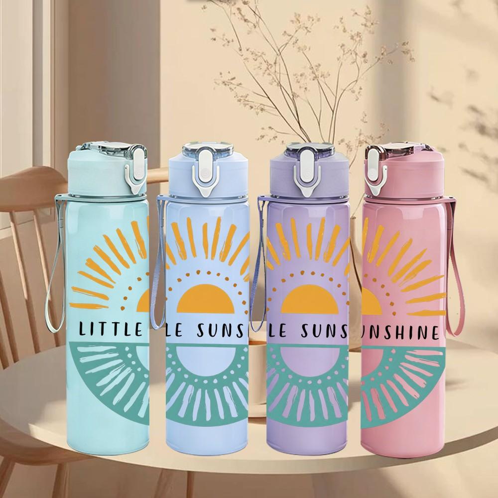 1PC Retro Sun Badge Art 750ml Color Plastic Sports Water Bottle Leakproof Flip Straw Lid Suitable for Sports Office Home Use