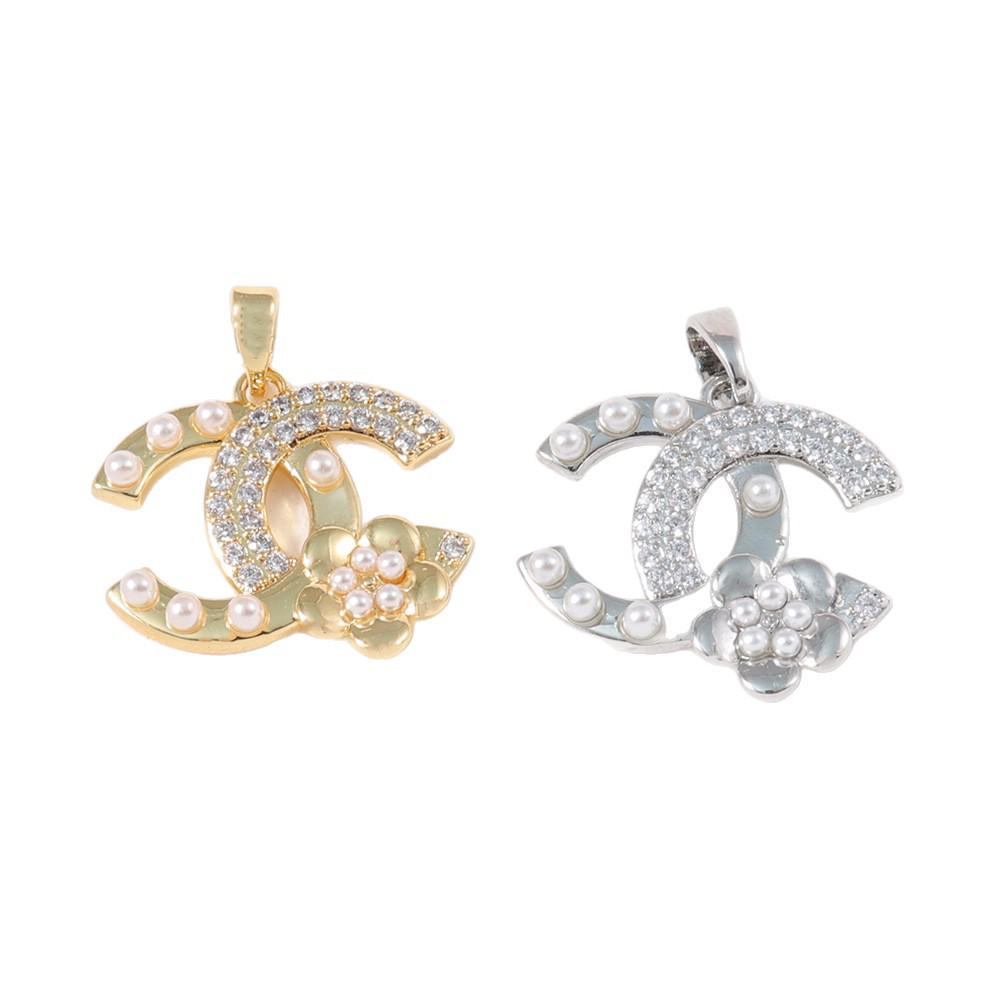 Elegant Retro-Style Zirconia & Pearl Pendant with Double C Design