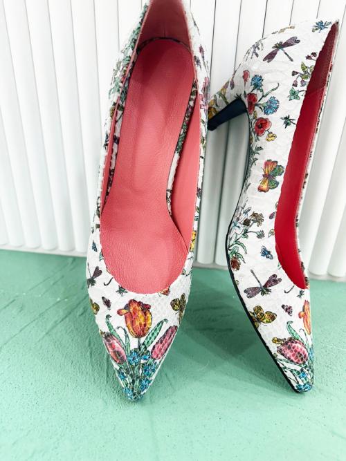In The Balcony Marie Flower Python Pointed Pumps 7Cm Heel