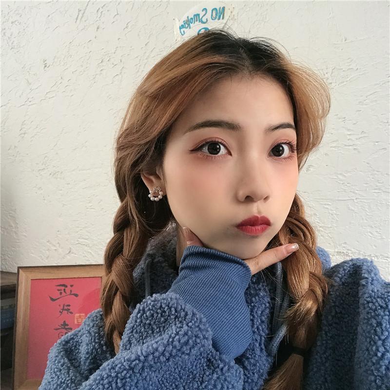 2023 трендовые изысканные серьги с искусственным жемчугом для женщин, простые золотые цветочные украшения, модные корейские женские серьги