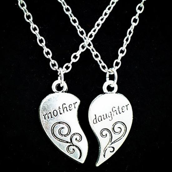 2Pcs/Set Mother Daughter Flower Carved Love Heart Pendant Necklace Gift