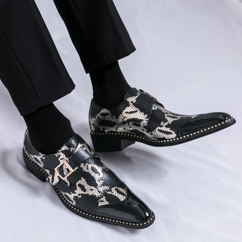 Мода Новые мужские кожаные туфли Модные с индивидуальным дизайном Стиль отдыха на открытом воздухе Тренд вечеринки Ночные клубы взрослые туфли больших размеров