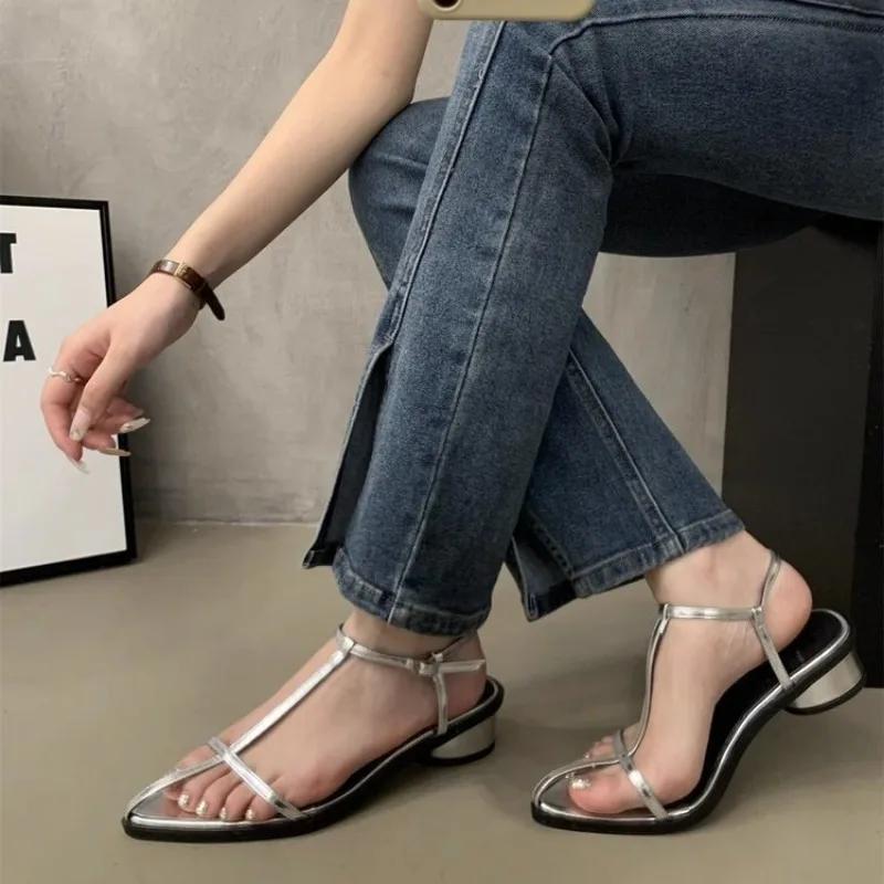Женские туфли с перекрестным ремнем Черные босоножки Острые носки Zapatos De Mujer Плоские каблуки Женские сандалии с ремешком на щиколотке Женские сандалии с пряжкой