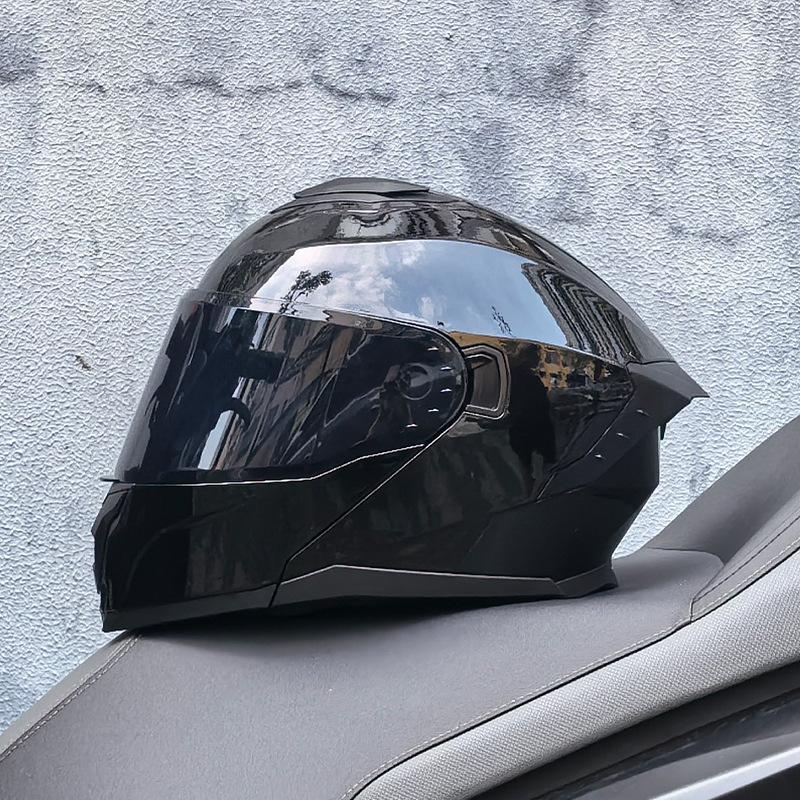 Motorcycle Helmet Men's and Women's Face-off Helmet Summer Locomotive Full Helmet Universal Safety In All Seasons