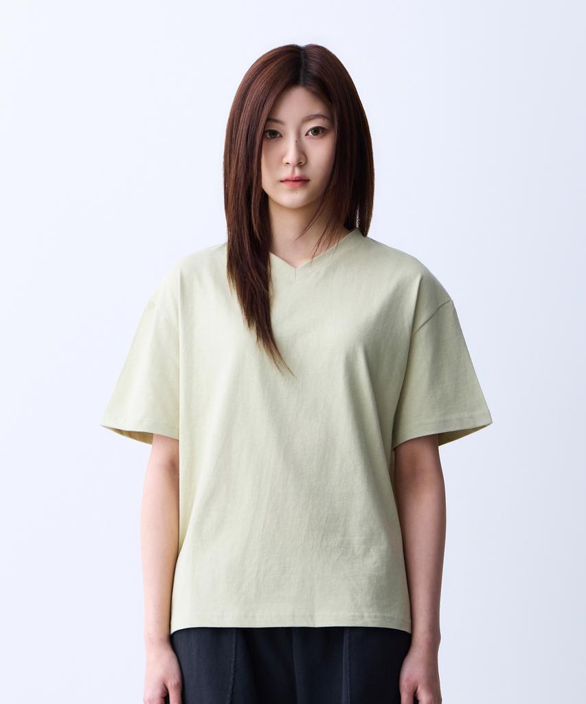 ADERNM Minimal Daily V-Neck T-Shirt Sage Green