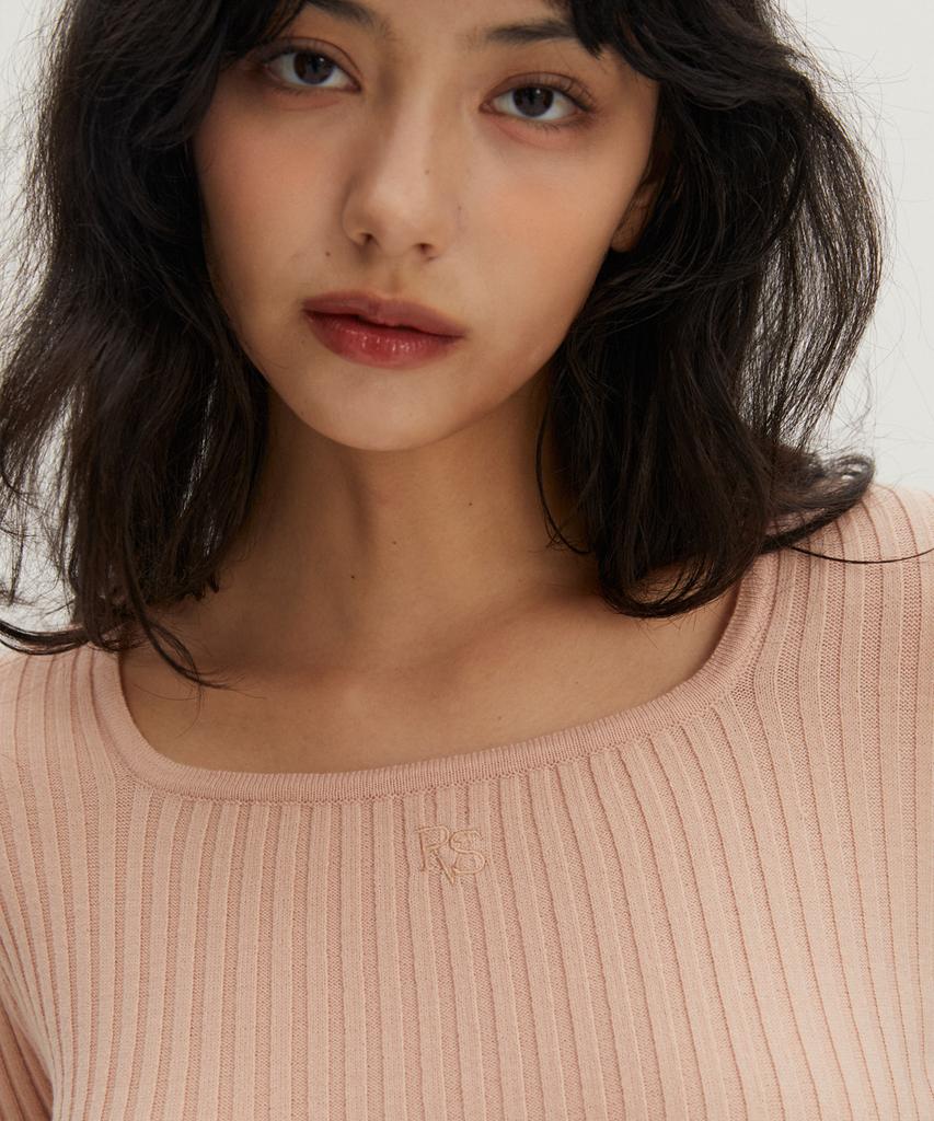 RAVEROUS Square Neck Sweater Pink