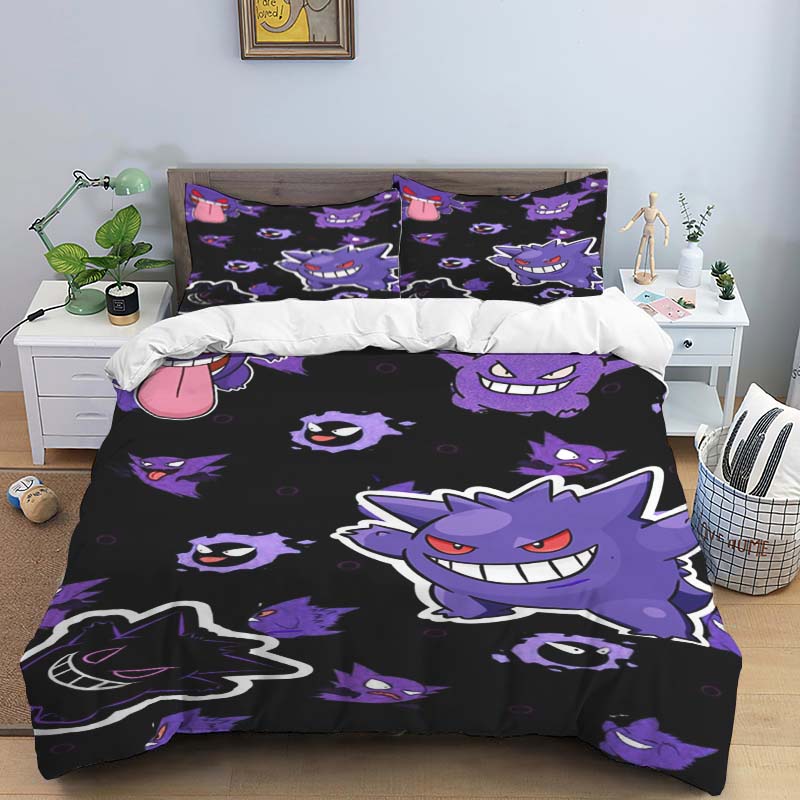 This adorable Gengar cartoon bedding set—including a duvet cover and pillowcases—is the perfect choice for decorating your bedro