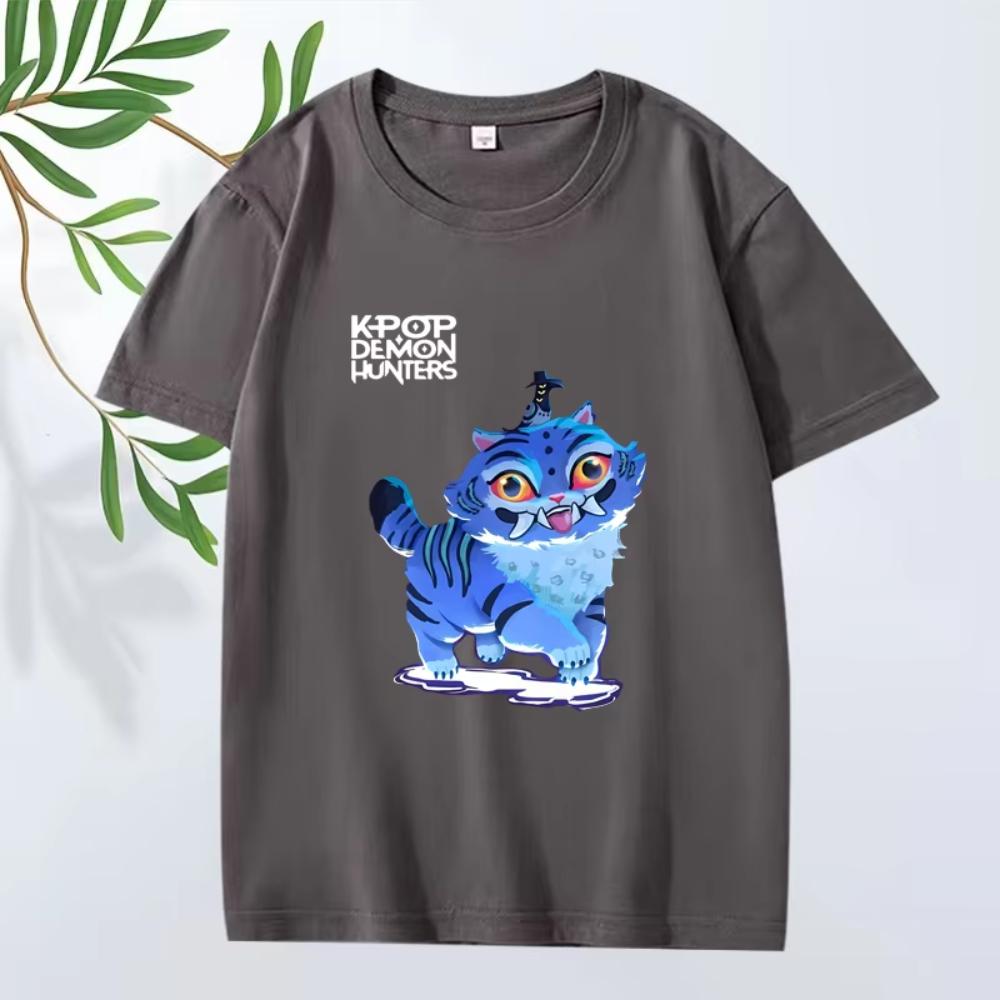 Милый Кот-Демон Kpop Охотник на Демонов Классическое Аниме Футболка 2025 Мужская Женская Оверсайз Хлопок Короткий Рукав Летняя Принтованная Унисекс Футболка