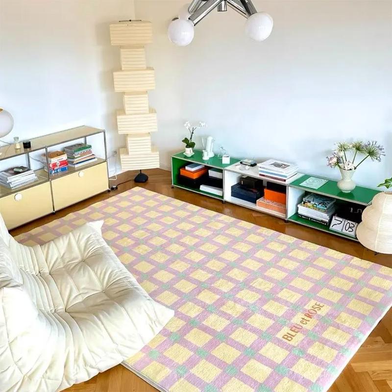 Pink Girly Style Thickened Cashmere-Like Blanket for Bedside, Sofa, Living Room, or Bay Window