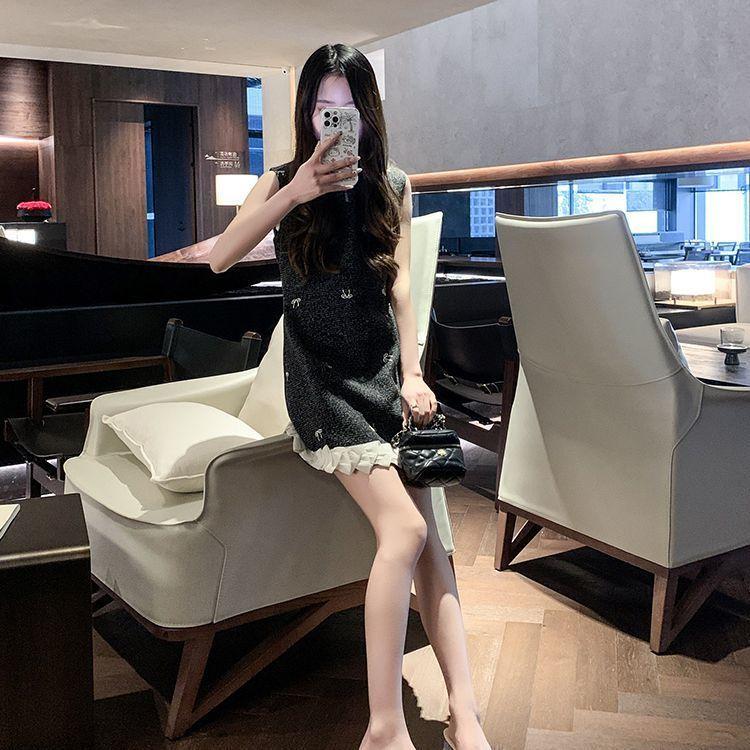 2025 Корейская версия модной верхней одежды новые туфли на среднем каблуке с темпераментом тонкий толстый каблук хрустальные шлепанцы на один ремешок с пушистыми крутыми тапочками женские