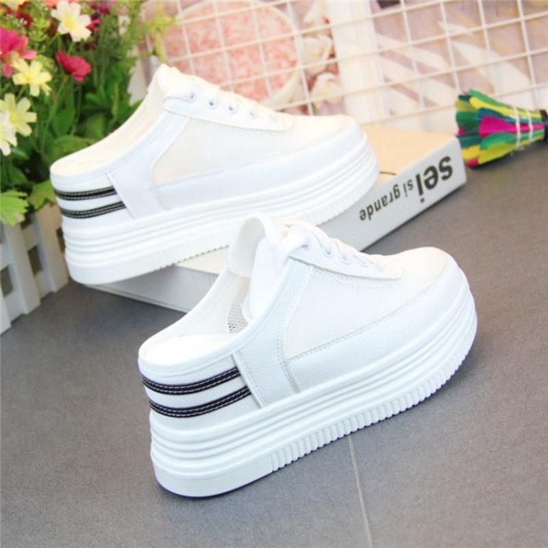 Праздничные тапочки женские летние на платформе с закрытым носком, женские лоферы, кроссовки-слайды на танкетке, сетчатые дышащие тапочки