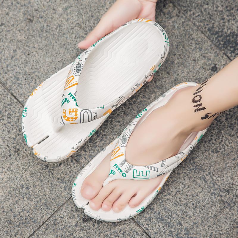 Модные летние новые стильные уличные дышащие тапочки с клипсами для ванной комнаты нескользящие тапочки для влюбленных шлепанцы