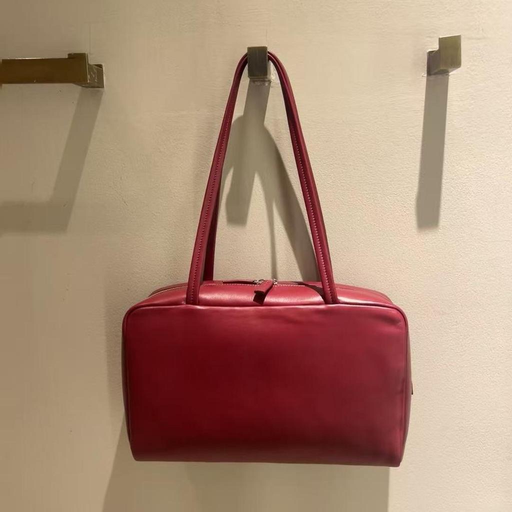 The -Row Italy Small Sheepskin Minimalist Preservation Ball Handheld Single Leather Real Leather Bag Jennie Same Style