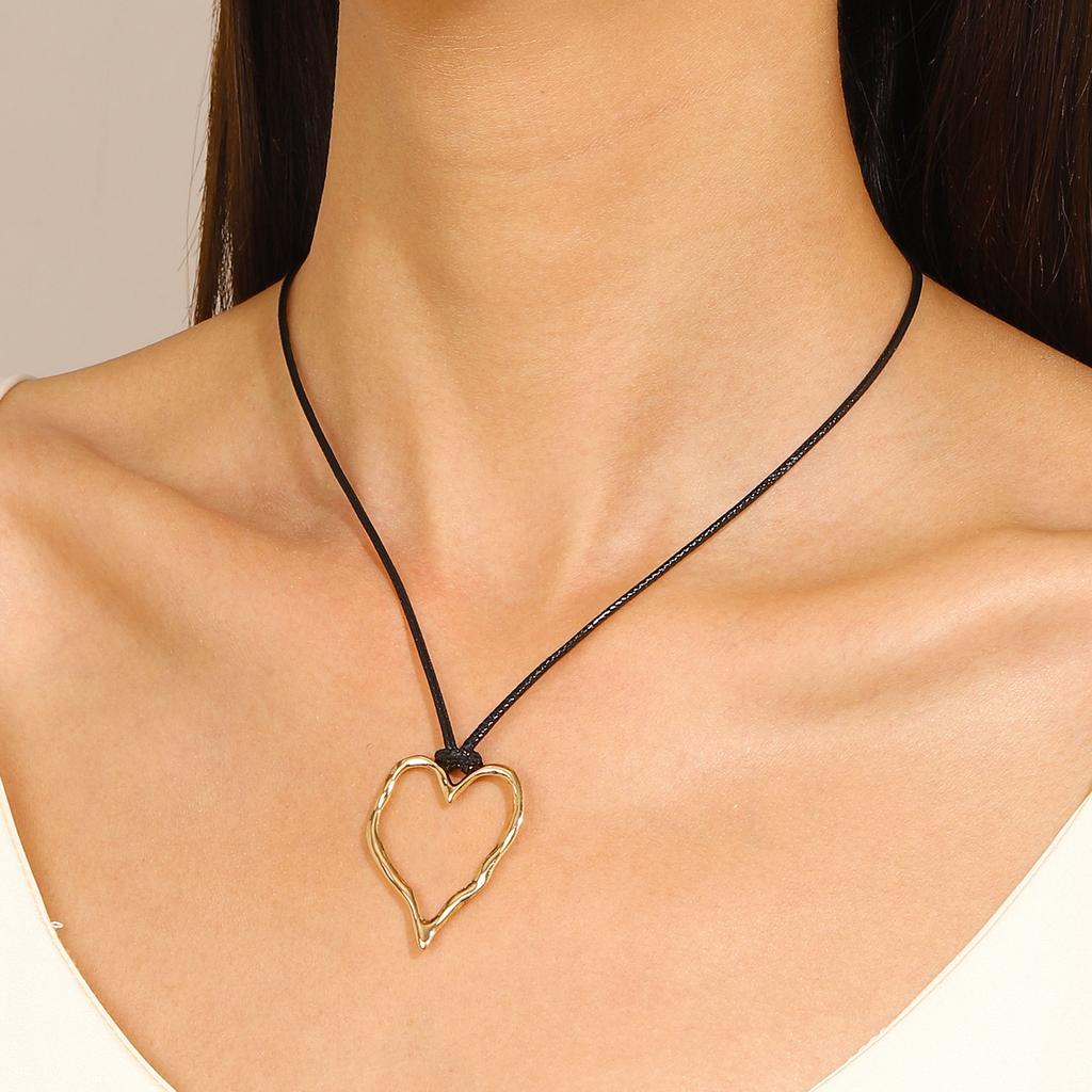 Персонализированное ожерелье-подвеска в форме неправильного сердца с вырезом, простое геометрическое овальное ожерелье из вощеного шнура, универсальное украшение на шею для повседневной носки