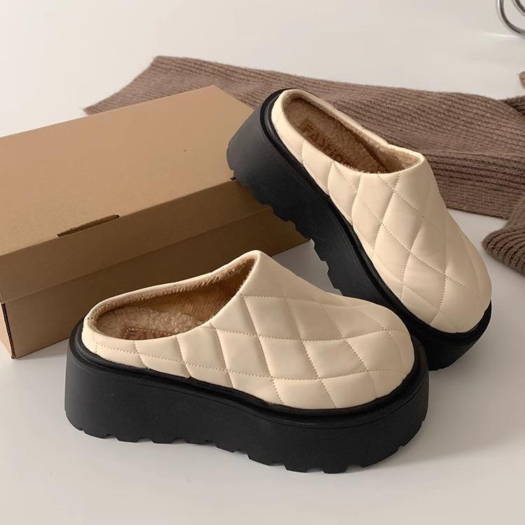 Черные тапочки-мешки на толстой подошве для верхней женской одежды 2025 года, новые зимние бархатные теплые туфли с одной педалью