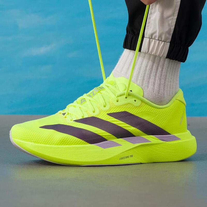 adidas Мужские сезонные беговые кроссовки JR2024