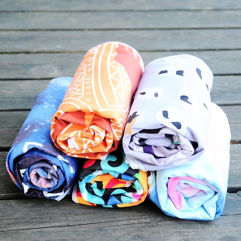 Customized Ultrafine Fiber Polyester + Nylon Abstract Leaf Pattern Sports Yoga Towel Non-slip Sweat-absorbent Portable Fitness