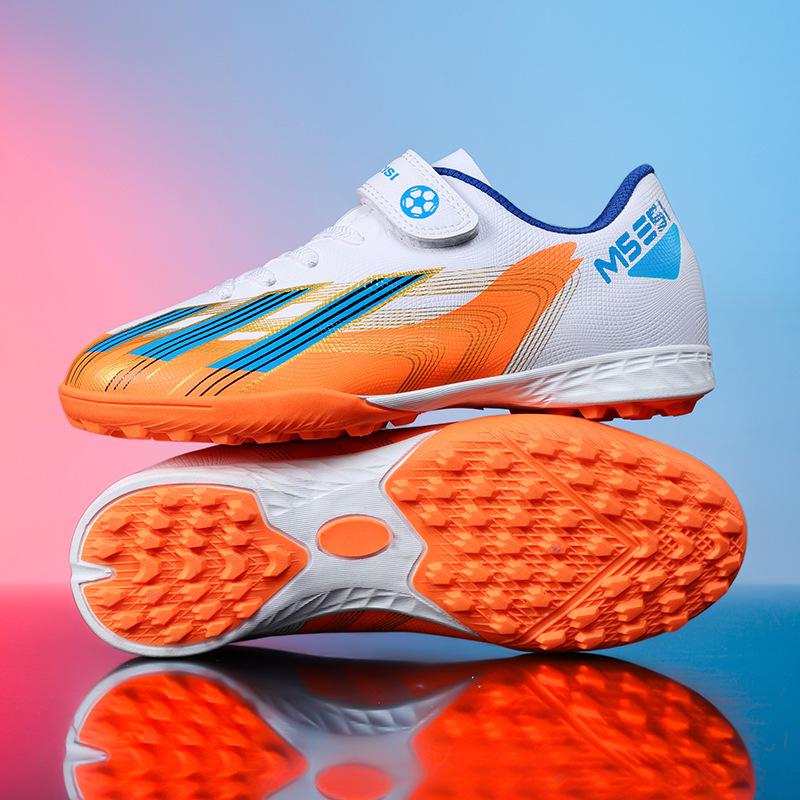 Детские футбольные бутсы Четыре сезона Кожа Липучка Износостойкие Ударопрочные Длинные шипы Кроссовки для бега