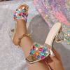 2025 Новая мода смешанных цветов драгоценных камней бриллиантов женские странные прозрачные каблуки тапочки летние сандалии сексуальные квадратные носы платье обувь