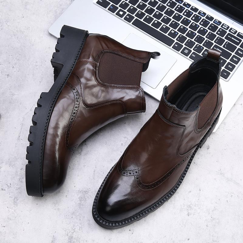 Мода 2025 Новые Брокги Резные Деловые Кожаные Ботинки для Мужчин Мода Повседневные Осенние Зимние Ботильоны Мужские Однотонные Туфли на Платформе Мужские