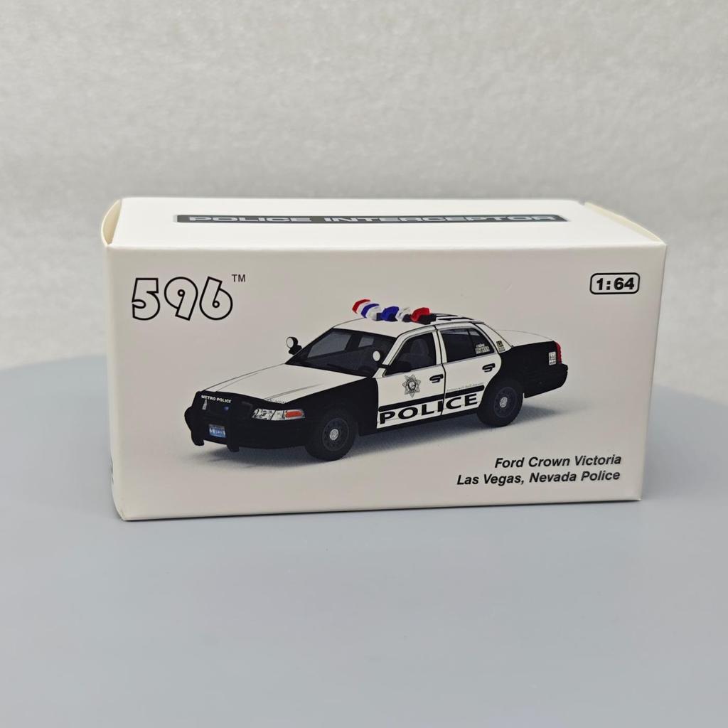 596 1:64 Форд Краун Виктория Лас-Вегас Невада Полицейская машина Симуляция модель автомобиля мини коллекция подарок украшение игрушка