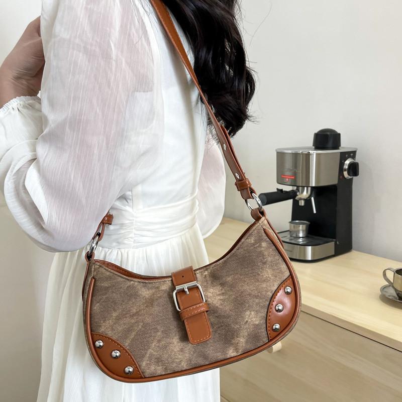 Trendy Street Style Women's Pu Shoulder Bag Unique Vintage Casual Baguette Bag For Everyday Use