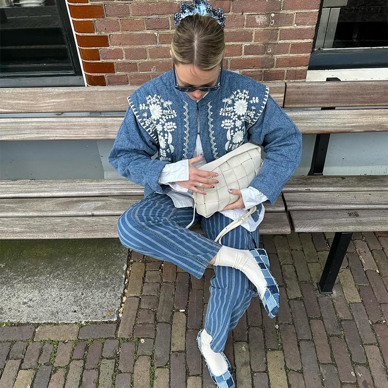 Floral Embroidery Women Jacket Blue Cardigan Warm Women's Winter Jackets Pockets High Street Outerwears Female New In Coats