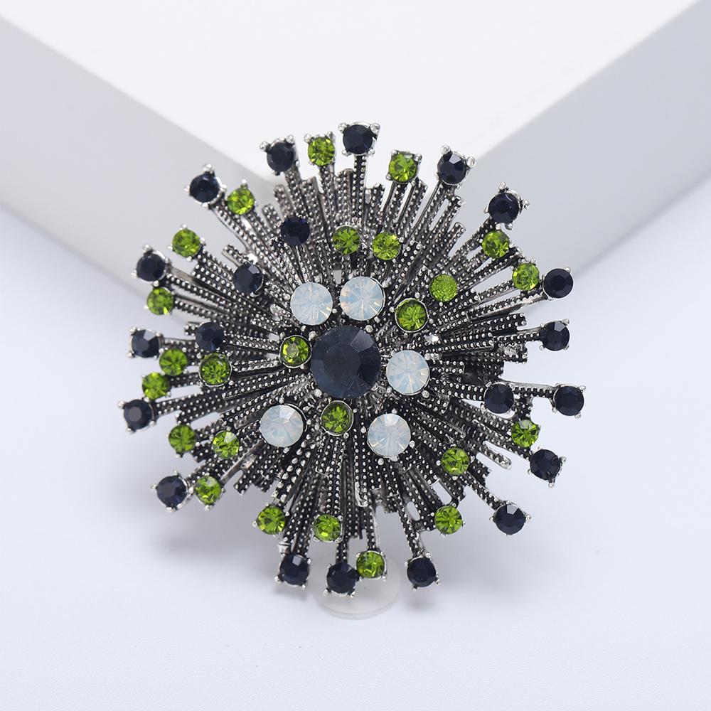 Rhinestone Vintage Flower Brooch Ladies Coat Elegant Brooch High Quality Jewelry Autumn Pin