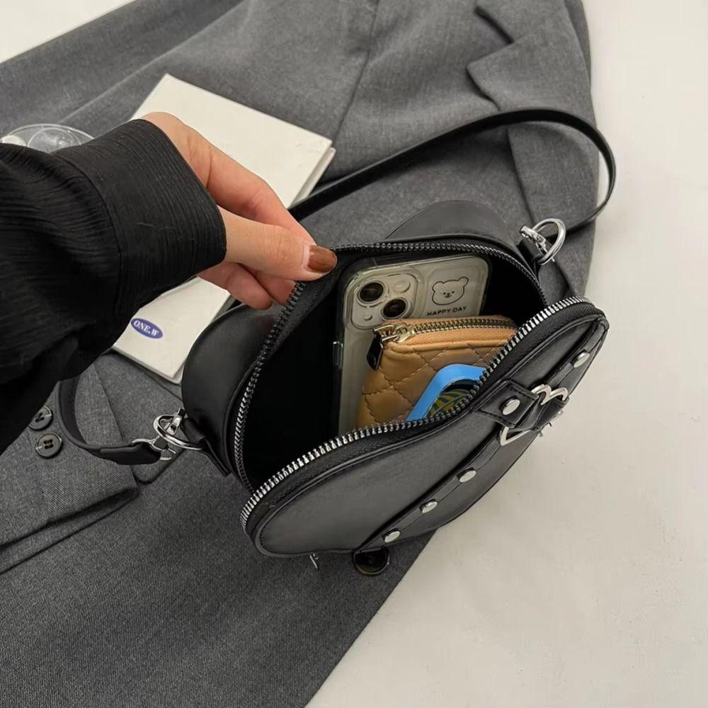Leather Y2k Heart Crossbody Bag New Design Purse Tote Handbag Vintage Small Chain Rivet Bag Girls