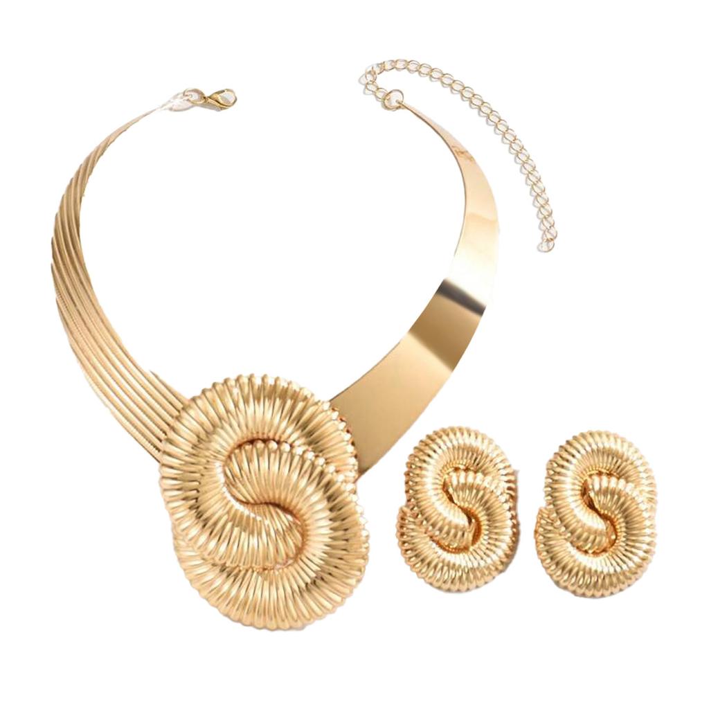 Преувеличенный дизайн личности Геометрическое витое ожерелье Универсальный набор серег-нитей Высококлассное ощущение