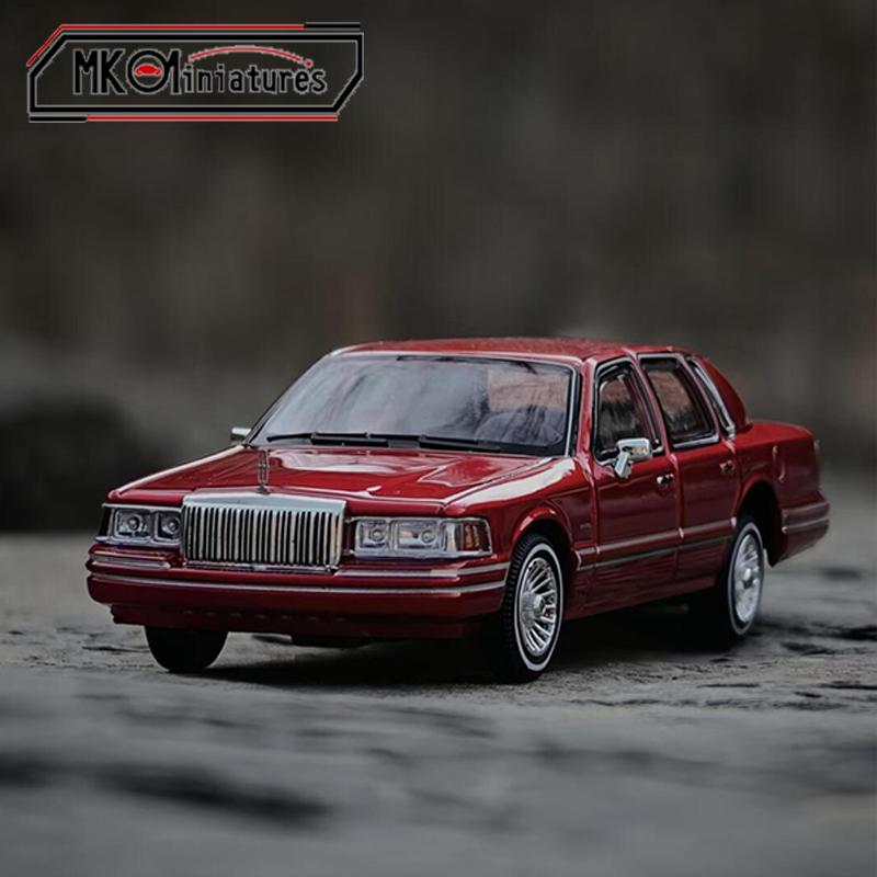Mk 1:64 Lincoln Town Car Apa-opo Hec Limited Edition Simulation Alloy Small-scale Diecast Model Custom Toys Decorative Gifts