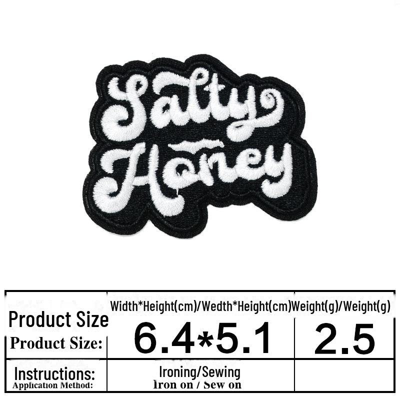 Лента-нашивка с вышитыми буквами для одежды