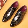 Luxury Men Oxford Shoes Retro Floral Pattern Men Dress Shoes Fashion Lace-Up Flats High Quality Business Men Party Wedding Shoes