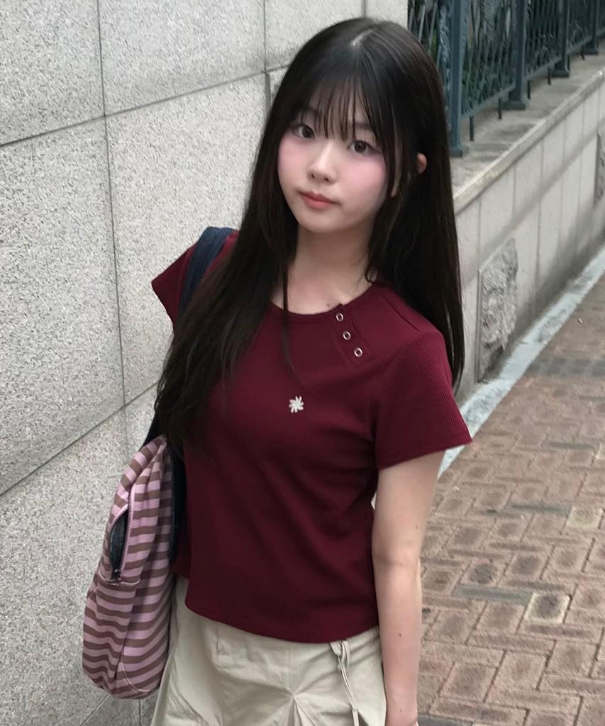SLOW RECORD HOUSE Henley Neck Eyelet T-Shirt_Burgundy