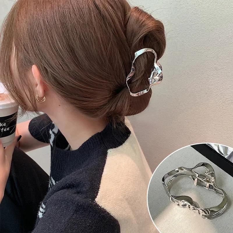 Beautiful Silver Color Hair Claw Clips Diverse Curve Shape Metal Hair Clips Versatile Headwear Woman Hair Accessories