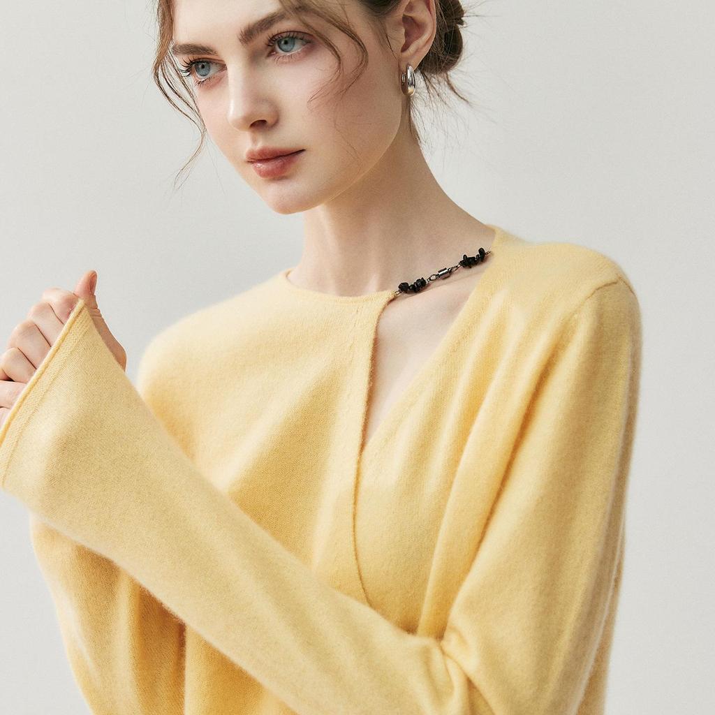 Женский кашемировый свитер французского дизайна с запахом - приятный к коже, вязаный трикотаж свободного кроя для осени и зимы.