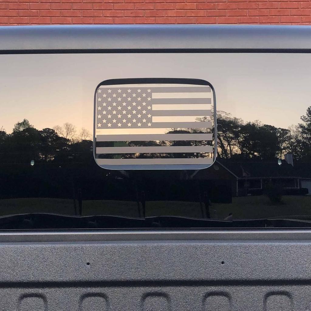 Rear Middle Window American Flag Decal For Jeep Gladiator JT 2024 2025 Truck Back Center Sliding Window Glass USA Flag Vinyl Sticker Exterior