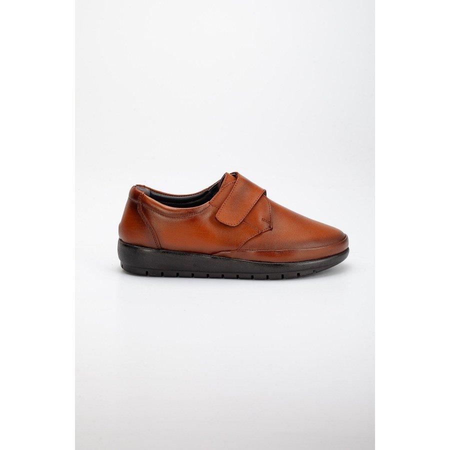 Женская удобная повседневная обувь из натуральной кожи